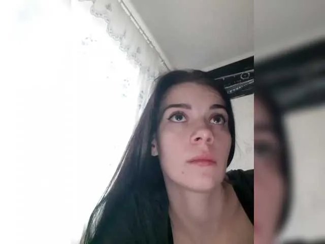 Offline AdidasCoin on BongaCams