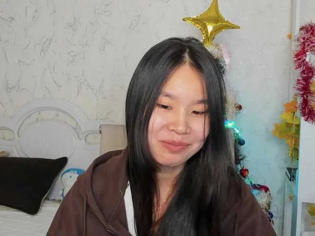 amiya-cute from BongaCams