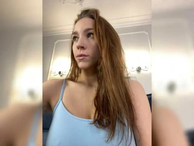 avolood from BongaCams