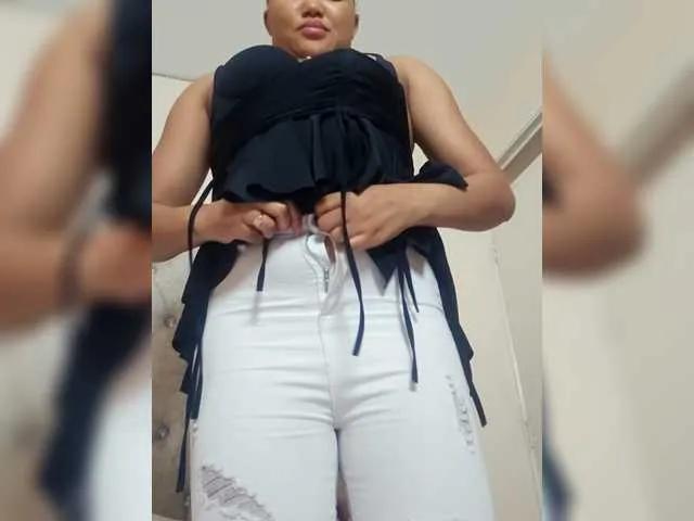 Beautystar12 from BongaCams