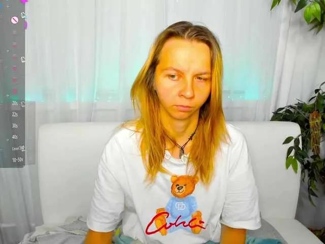 Explore slutty stripper Beellami Beellami from BongaCams