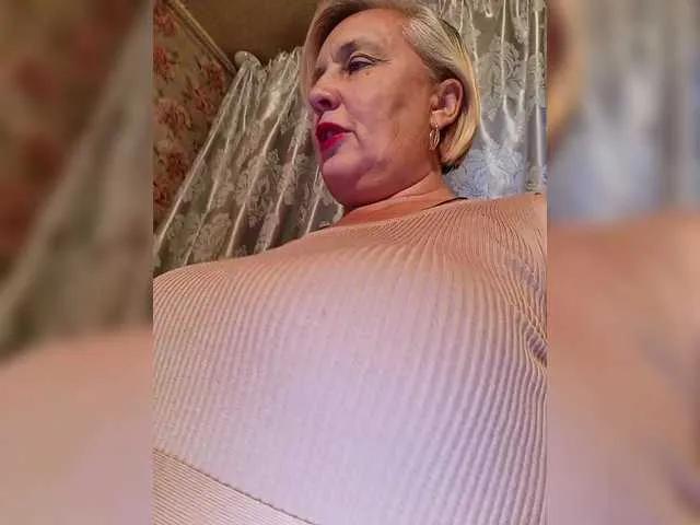 CerdAyaz from BongaCams