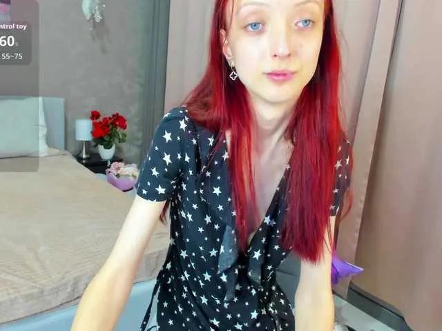 Watch Daria-J, she wants to masturbate for you Daria-J from BongaCams