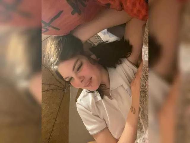 EstherClark from BongaCams