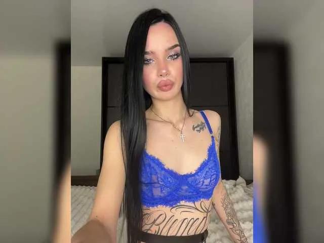 EvaDesire from BongaCams