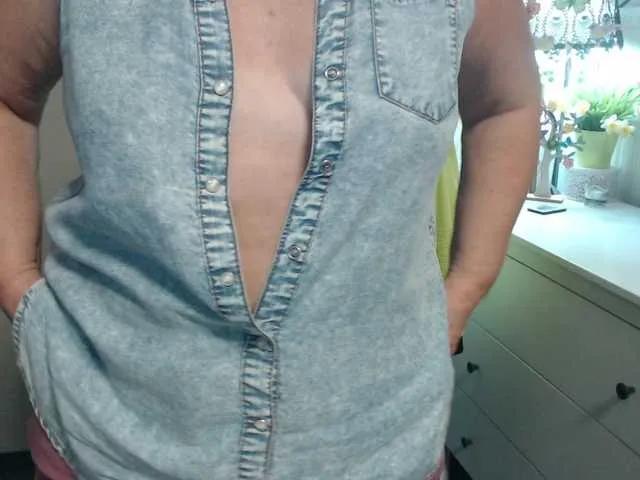 Cute Flirty-adele wants you to fuck her body now flirty-adele from BongaCams