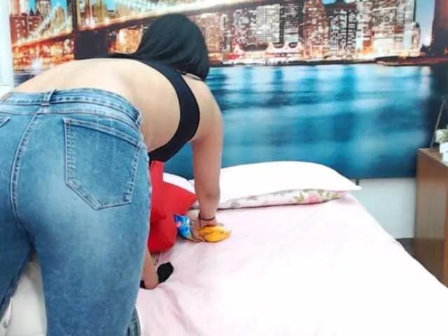 Discover 22 years old KendraAndMishel from BongaCams KendraAndMishel from BongaCams