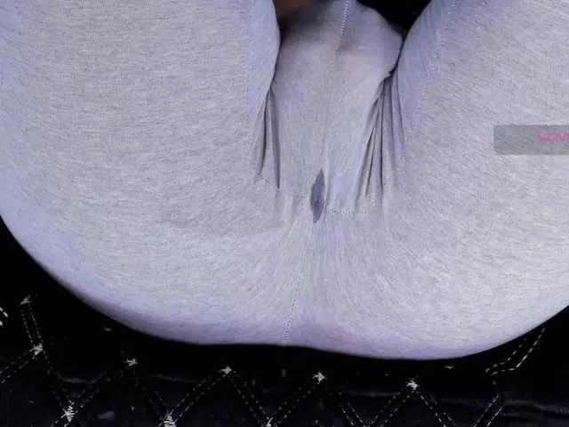 Kira-Kell from BongaCams