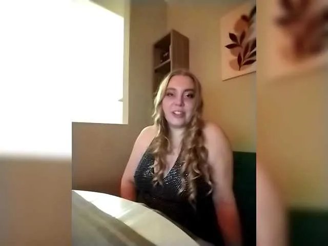 Malina2012 from BongaCams