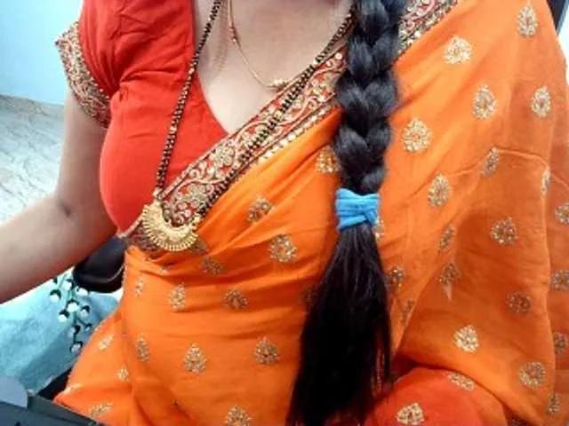 Try sweet performer Payalx Payalx from BongaCams