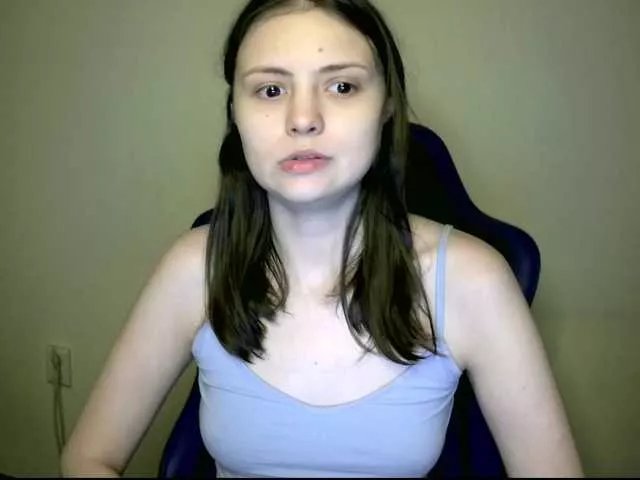 Offline SilverSaya on BongaCams