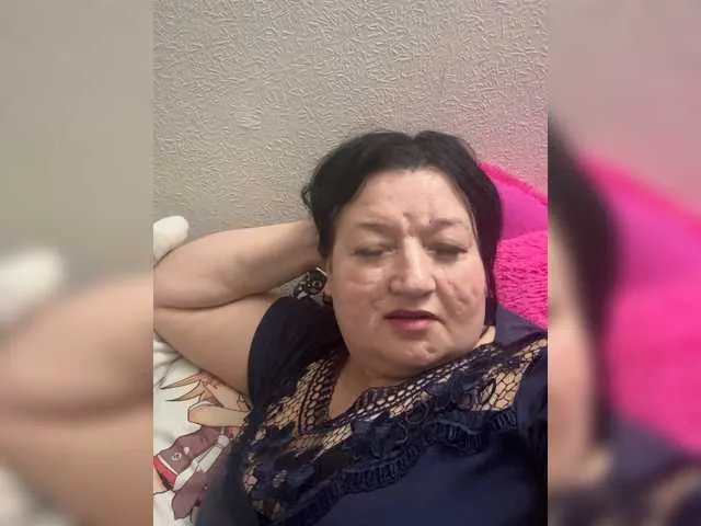 SVETIKBOMBOCHKA from BongaCams