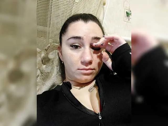 Masturbate to sexy camslut ViolettaKissMe ViolettaKissMe from BongaCams