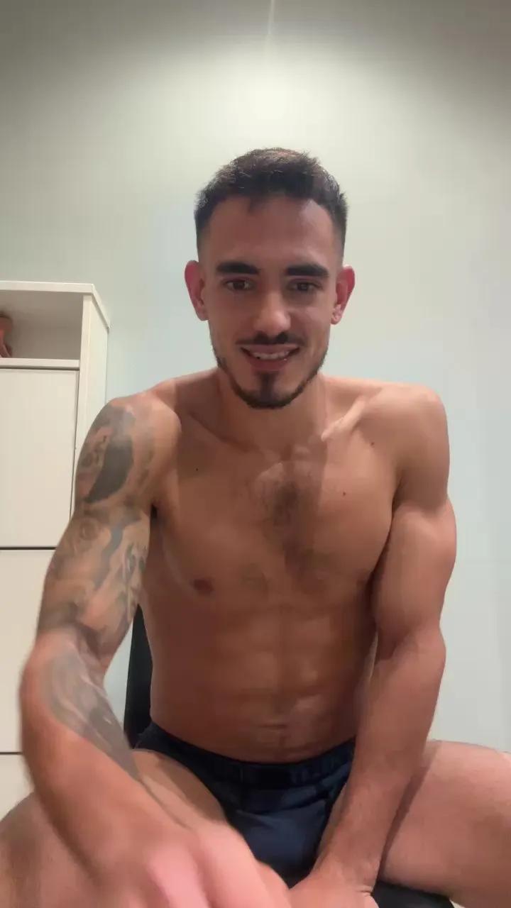 Cam4 AlejandroAlpha AlejandroAlpha from Cam4