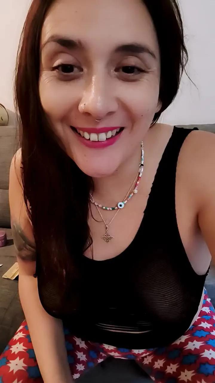 Sexy AlmaPagana wants you to fuck her body now AlmaPagana from Cam4
