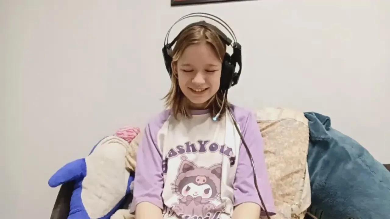 Discover AnnitaRave, she wants to masturbate for you AnnitaRave from Cam4