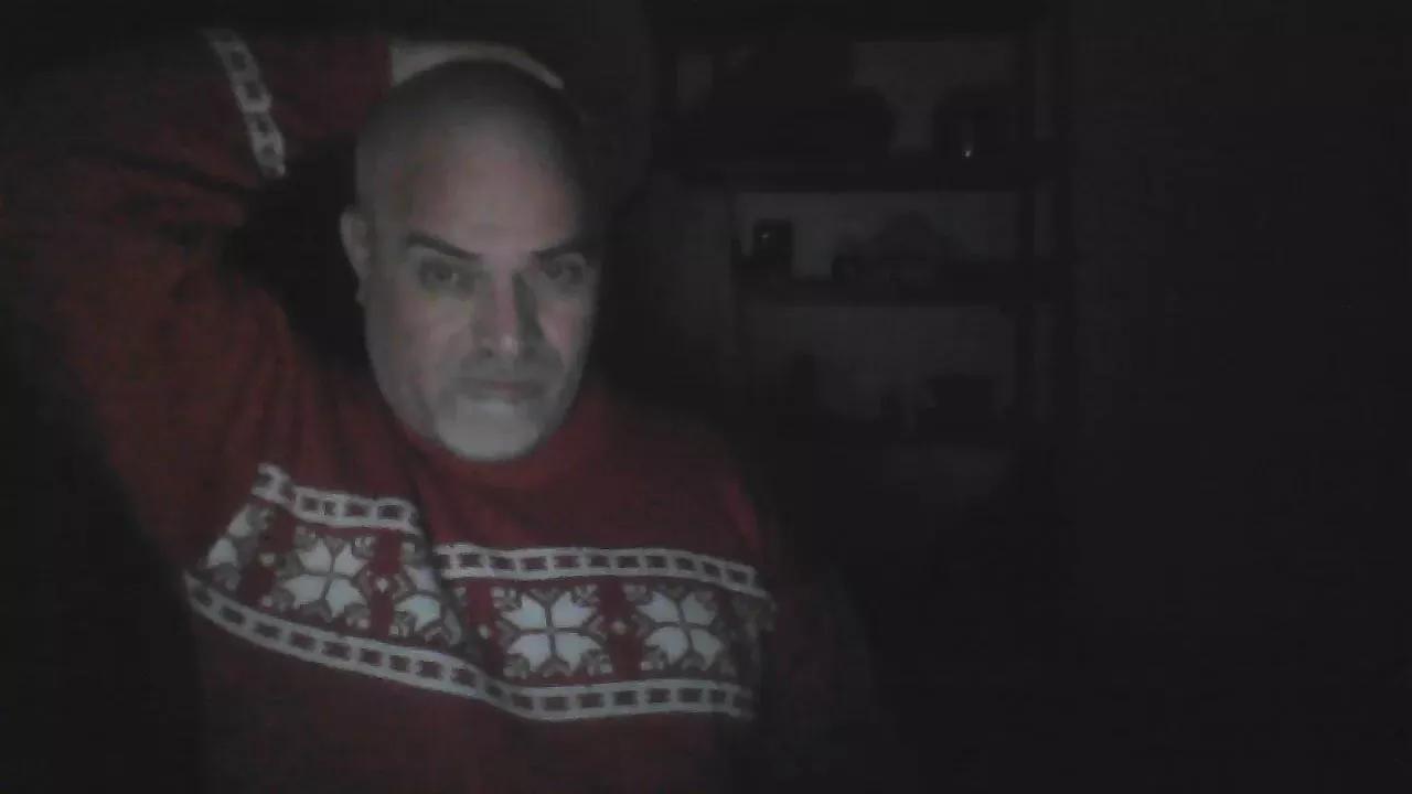 Cute Bearoliverpcd wants you to fuck his body now Bearoliverpcd from Cam4