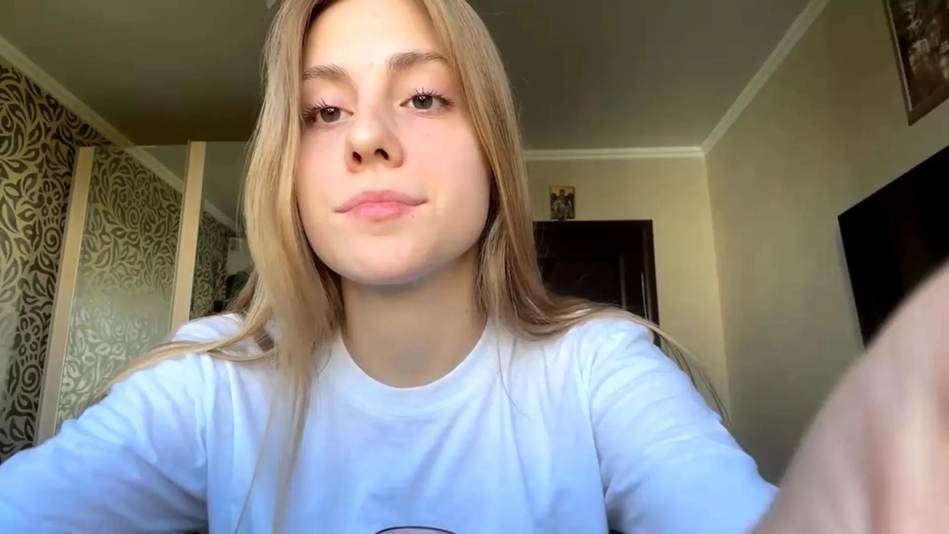 CrystleCastros from Cam4