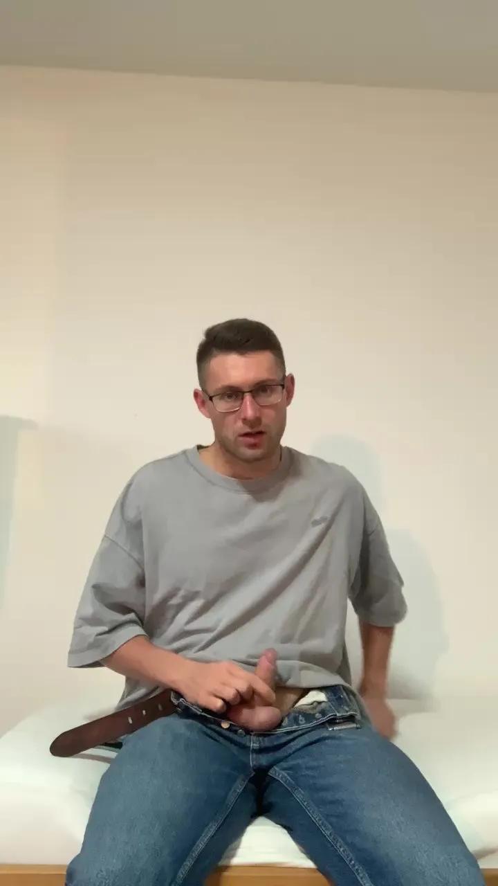 davidhot95 from Cam4