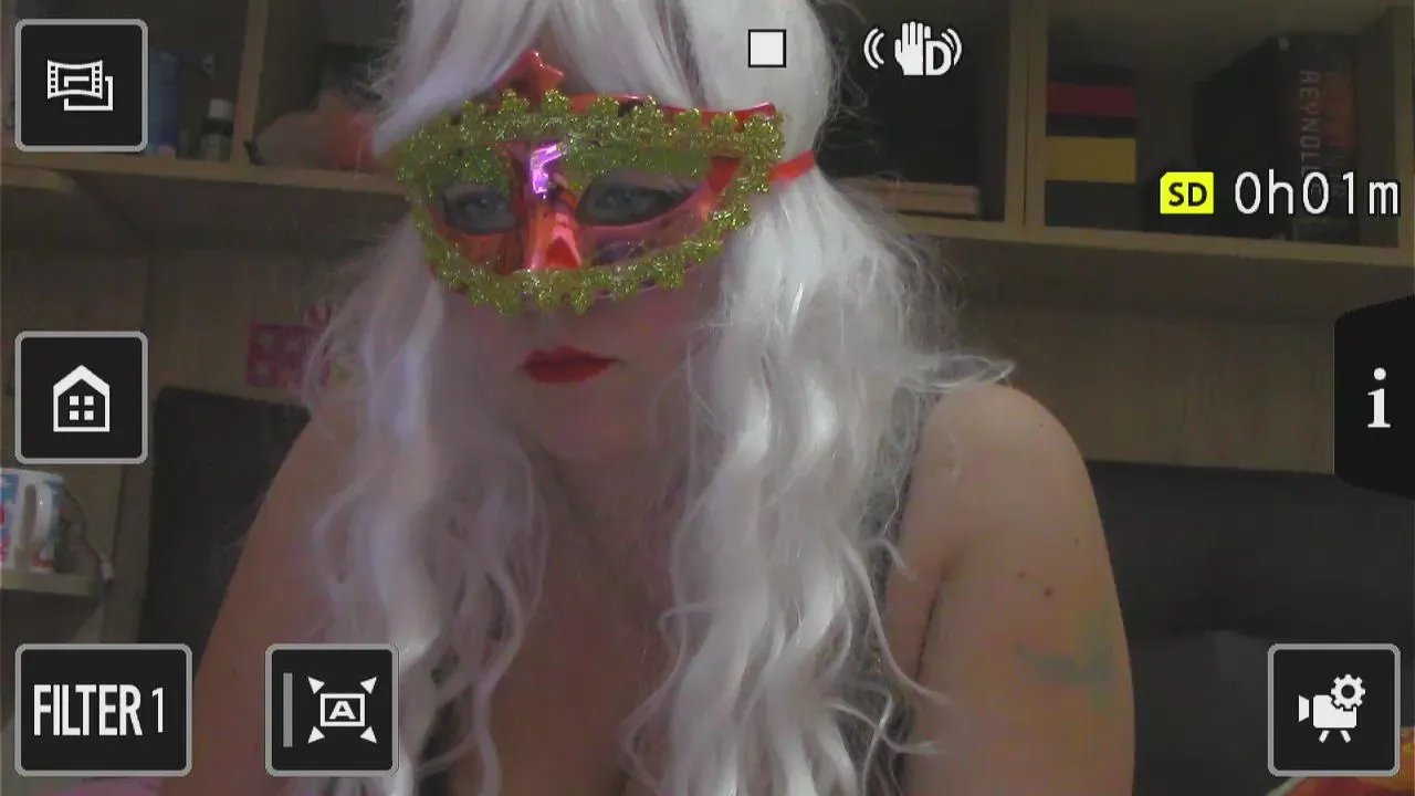 Deborah_888 from Cam4