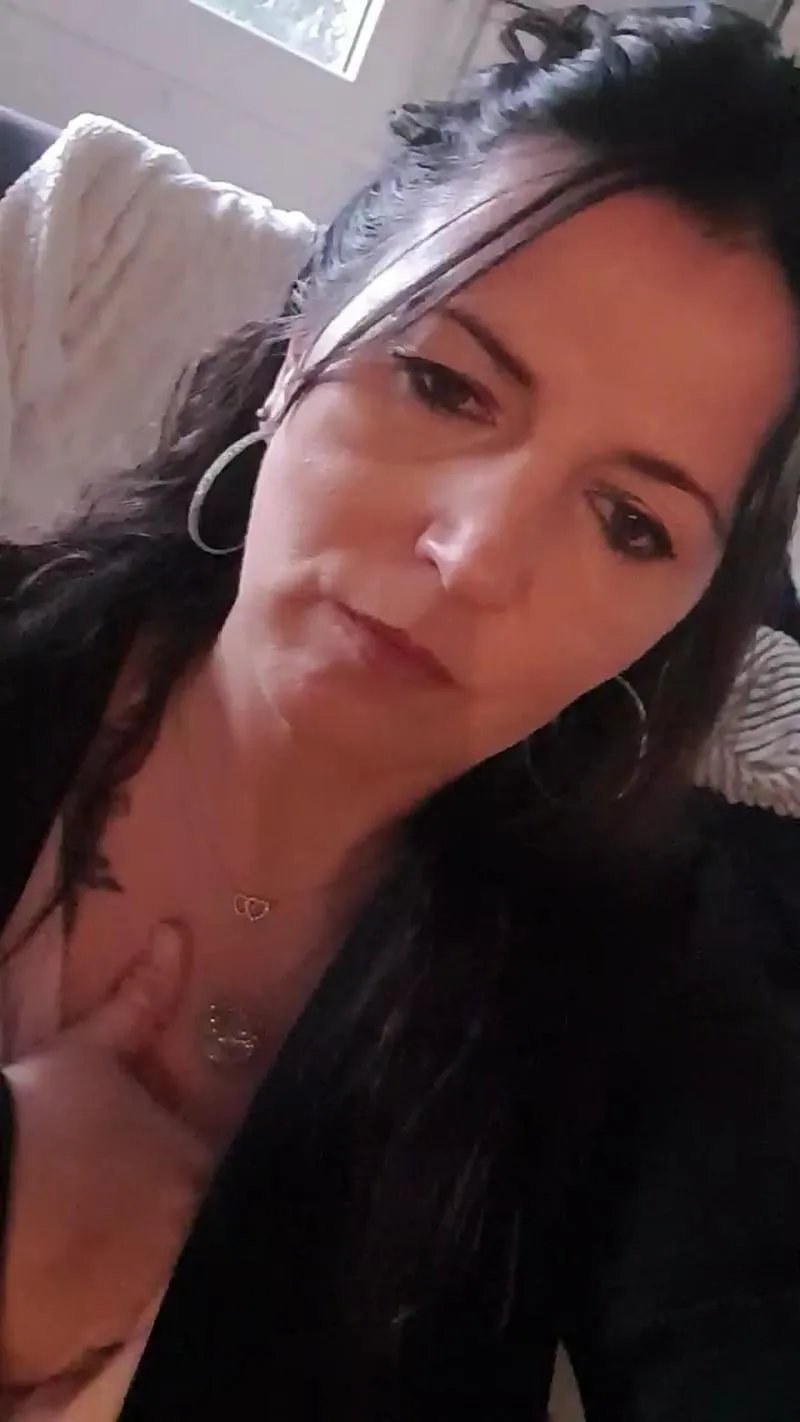 Desiree1951 from Cam4