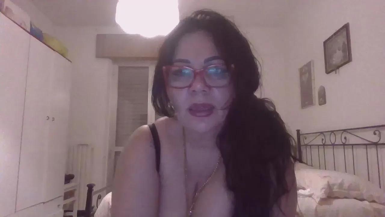 Explore Dolcemio1, she wants to masturbate for you dolcemio1 from Cam4