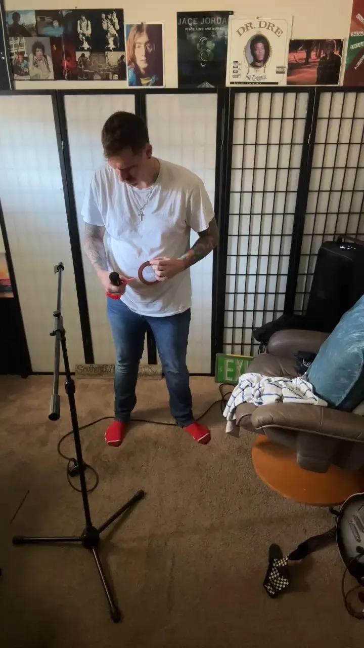 Sweet HardwrkingK0 wants you to fuck his body now HardwrkingK0 from Cam4