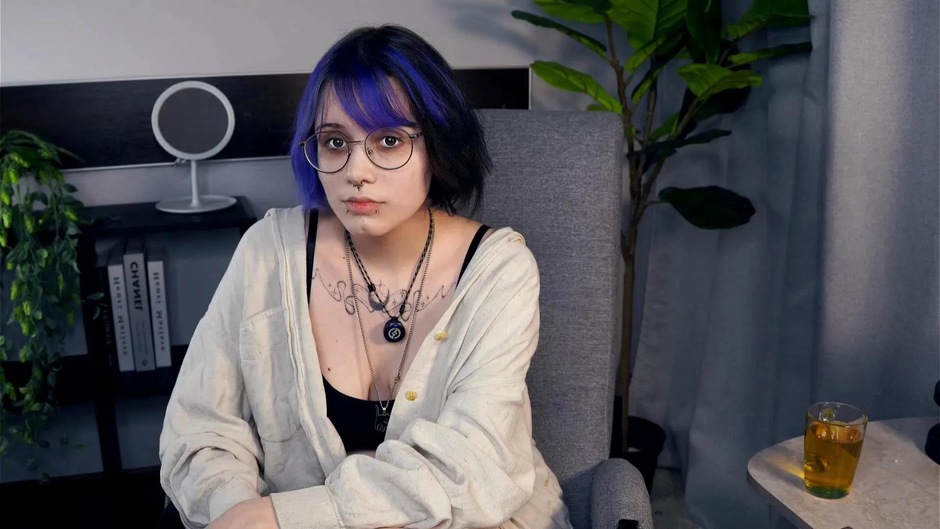 Sweet JannetHuntley wants you to fuck her body now JannetHuntley from Cam4