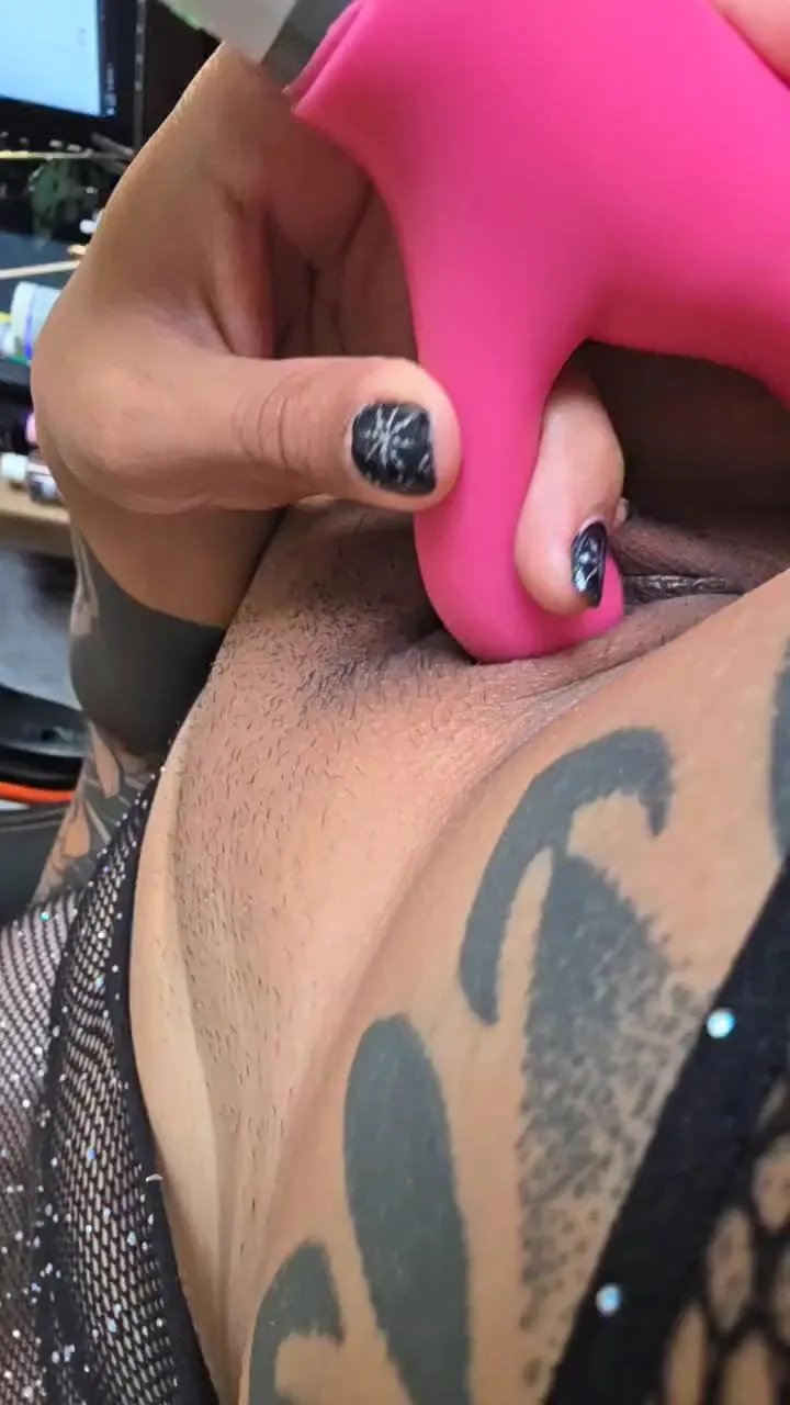 Kitty_goddess on Cam4