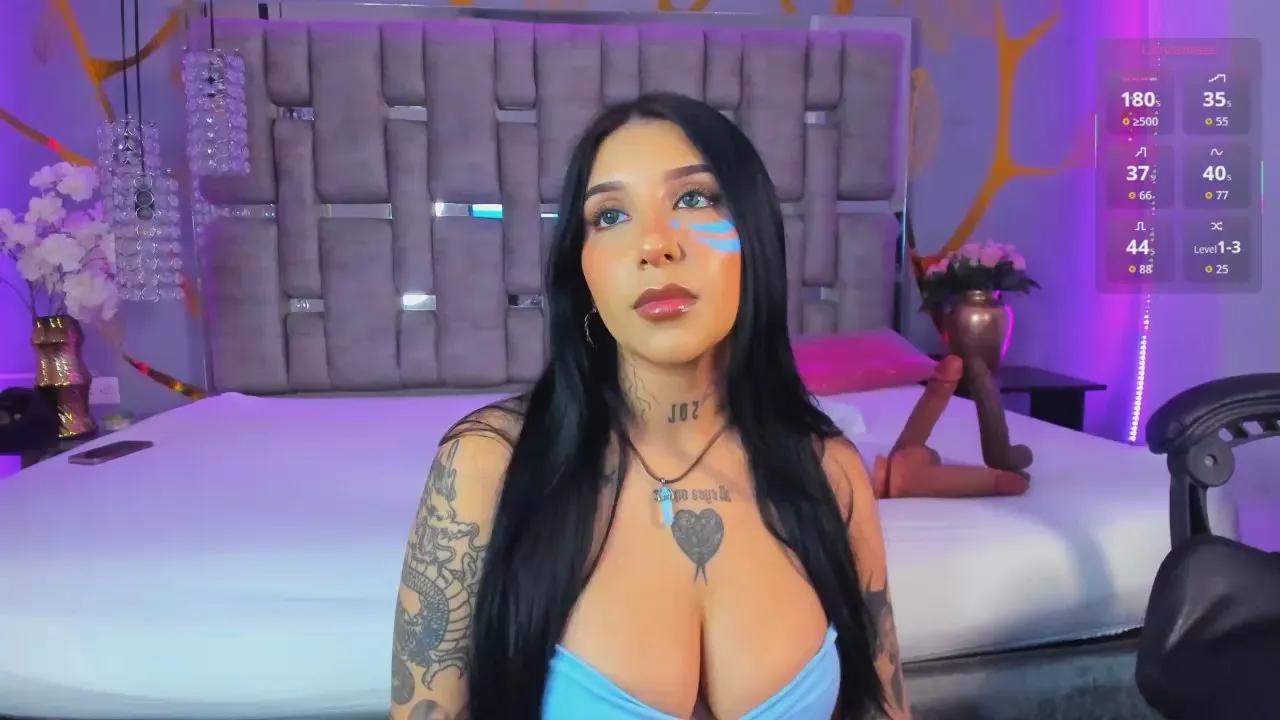 Naked LeiaWong_ from Cam4 LeiaWong_ from Cam4