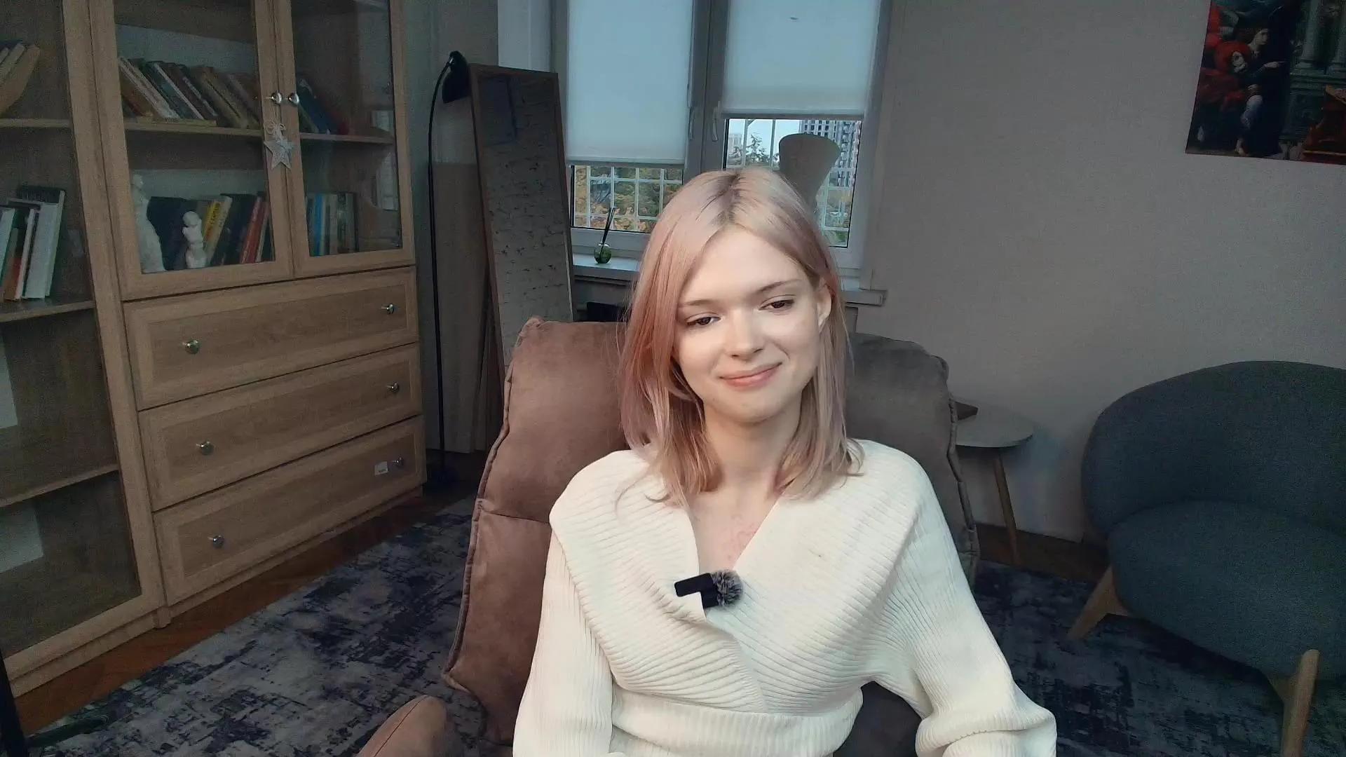 LoisDonley from Cam4