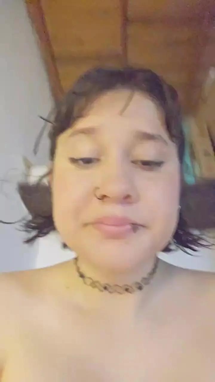 Watch Cam4's Mitsuri_chamm1 mitsuri_chamm1 from Cam4