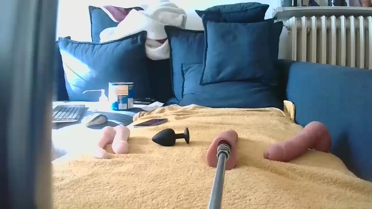 Sexy Simonxtem wants you to fuck his body now simonxtem from Cam4