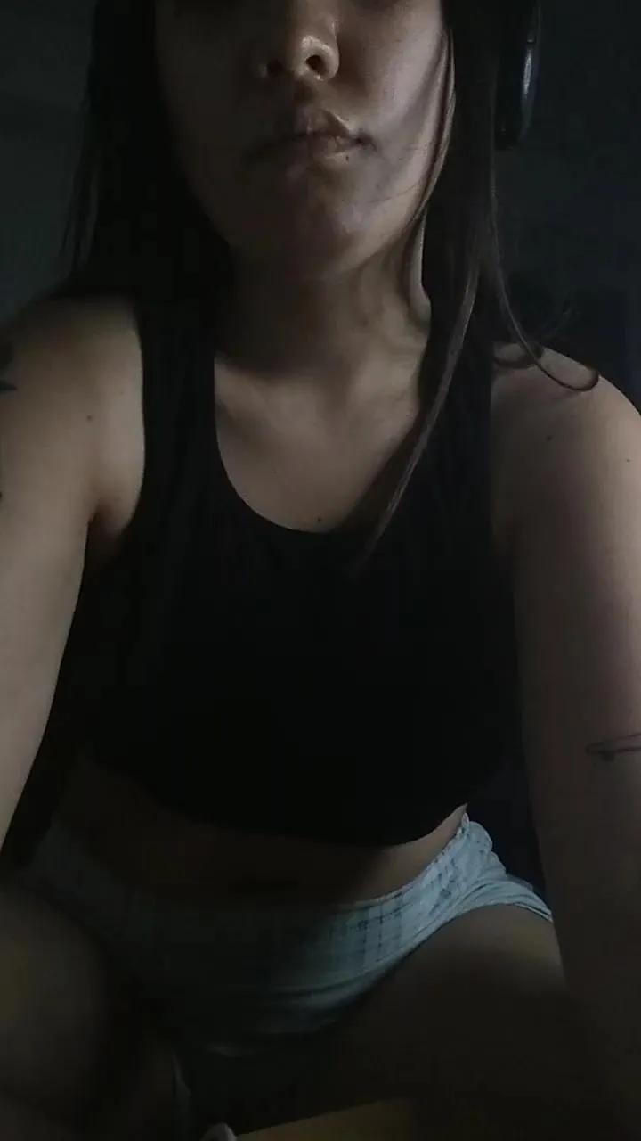 Masturbate to slutty performer SomosZN_Poringa SomosZN_Poringa from Cam4