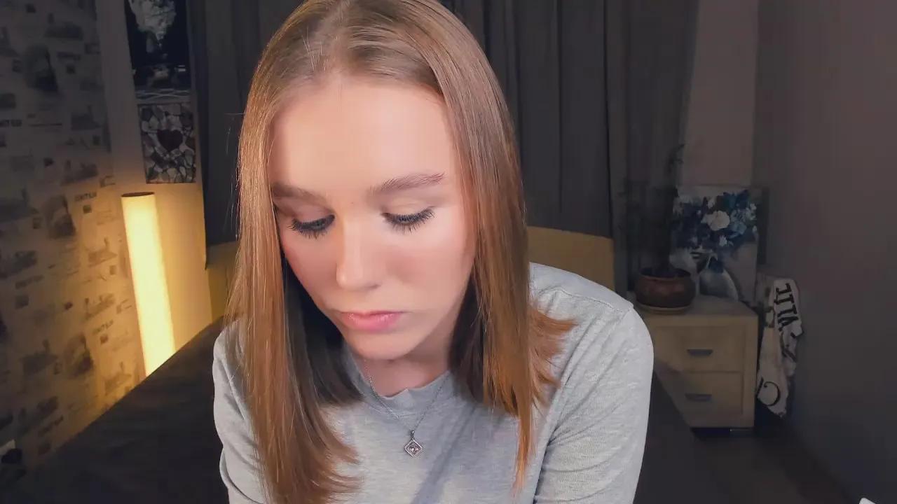 Sweet SuzyTempelton wants you to fuck her body now SuzyTempelton from Cam4