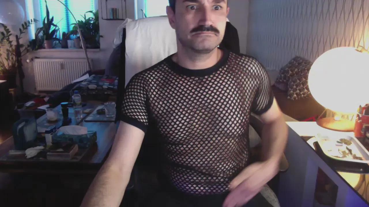 Cam4 Tom0819 tom0819 from Cam4