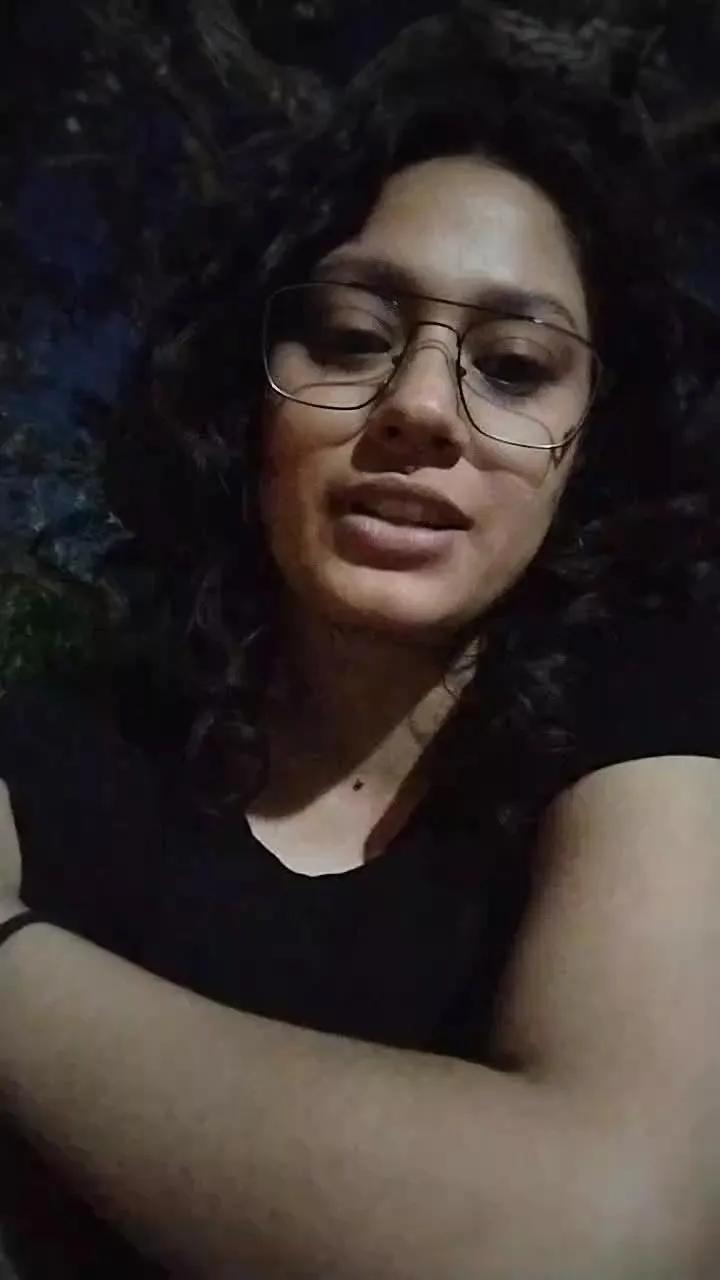 Watch sweet slut Yourlaatingirl yourlaatingirl from Cam4