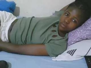 afri-queen from CamSoda