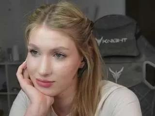 Masturbate to slutty stripper Ainsleybrookhouse ainsleybrookhouse from CamSoda