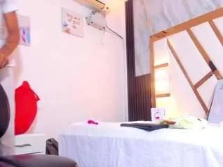 Watch CamSoda's Amber-dior amber-dior from CamSoda