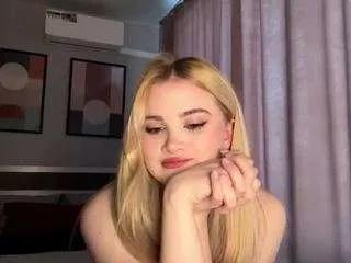 antoinetteelhassan from CamSoda