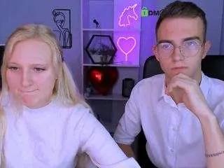 astren-villo from CamSoda