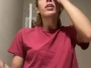 Discover CamSoda's Creamyricanfountain creamyricanfountain from CamSoda