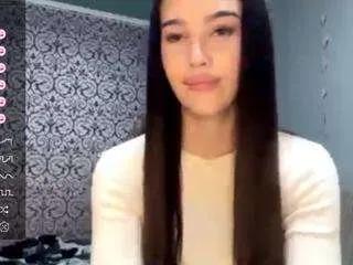 donyadaya from CamSoda