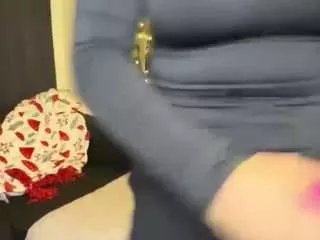 Offline elysium31 on CamSoda