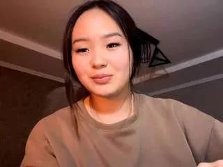 Discover Ginaweinhold, she wants to masturbate for you ginaweinhold from CamSoda