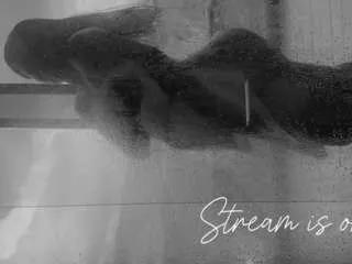 Try Iammeryrosee, she wants to masturbate for you iammeryrosee from CamSoda