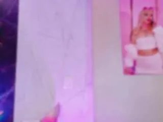 Freechat kaorianya1 on CamSoda