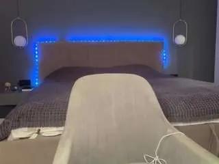 Masturbate to naked camwhore Kristalnight kristalnight from CamSoda