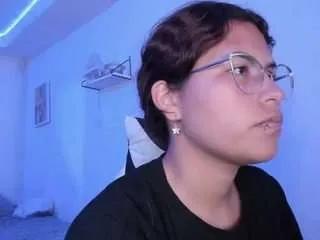 lady-brownnnn from CamSoda